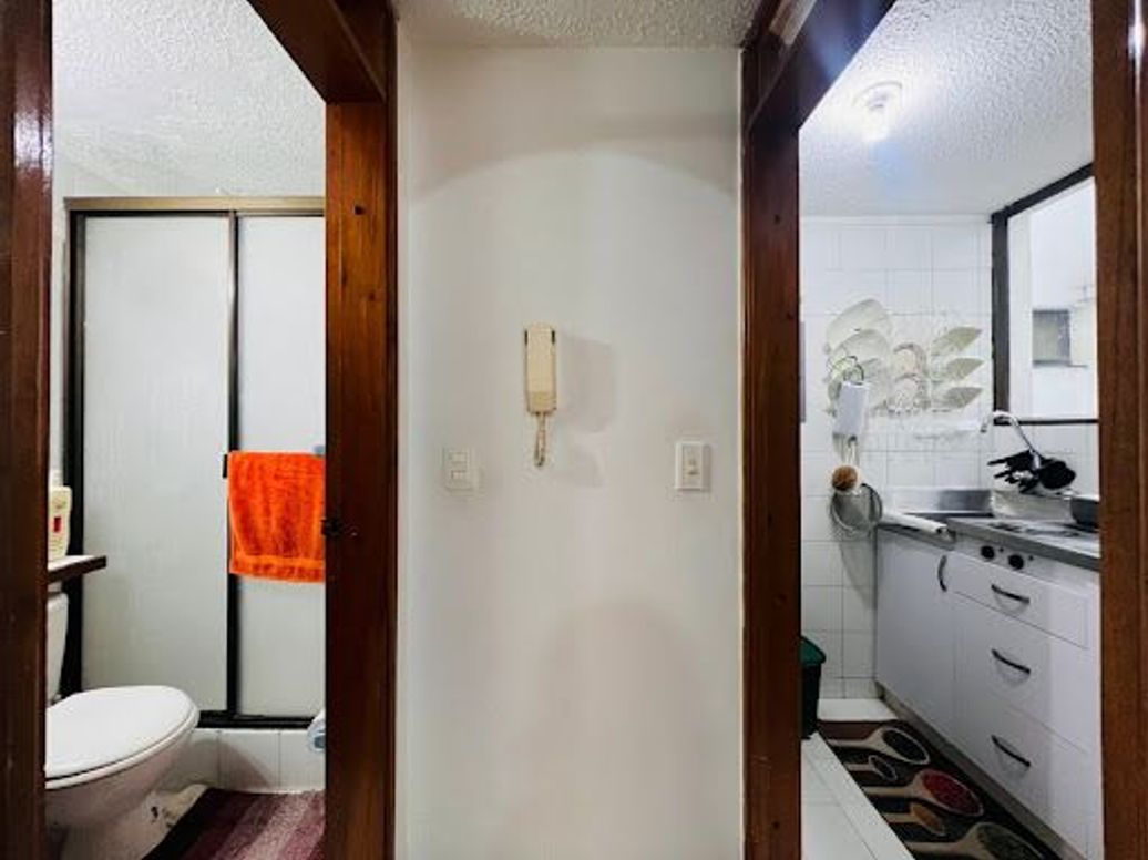 Apartaestudio en venta en Chapinero, Bogotá, 34 m² · foto 17 de 20