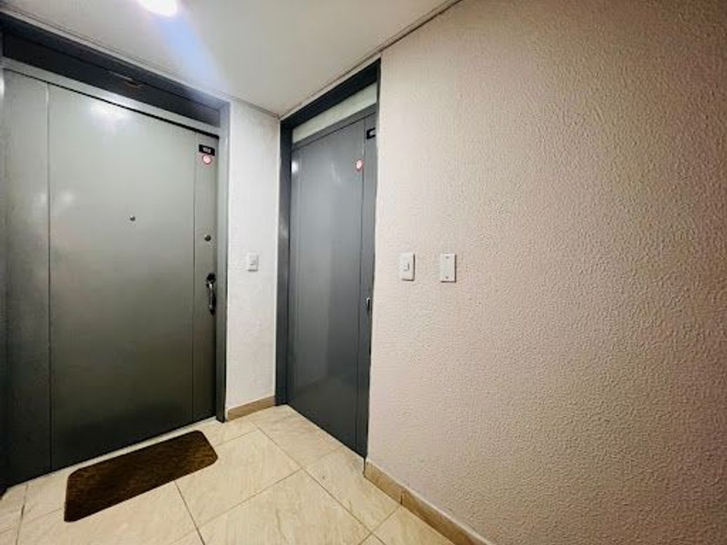 Apartaestudio en venta en Chapinero, Bogotá, 34 m² · foto 16 de 20