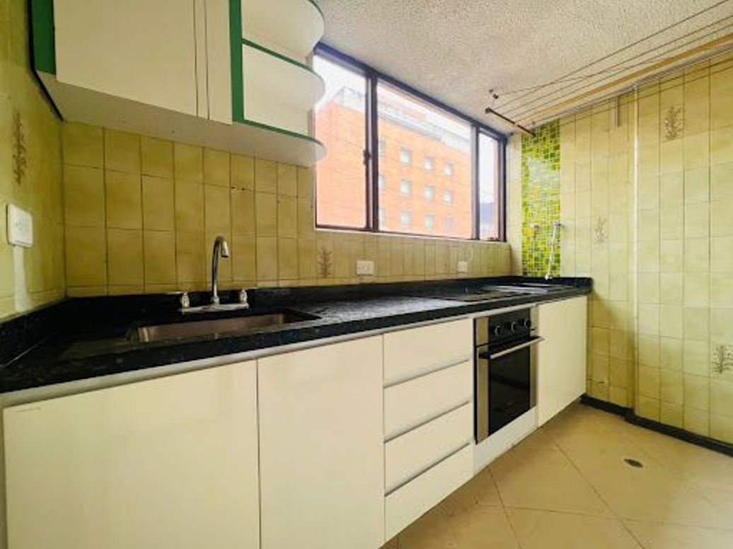 Apartamento de 3 alcobas en venta en Chapinero, Bogotá, 70 m² · foto 4 de 20