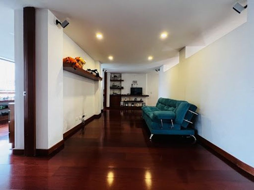 Casa de 4 alcobas en venta en Ciudad Salitre, Bogotá, 316 m² · foto 11 de 20