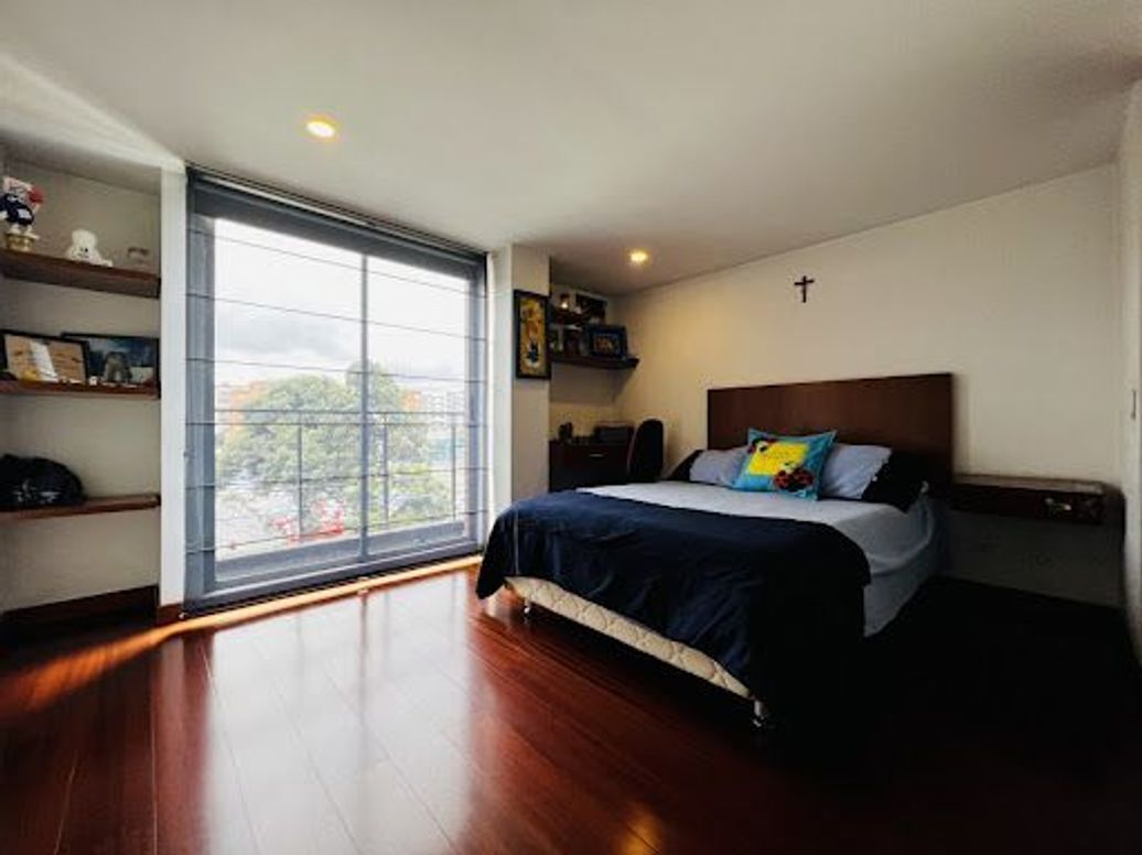 Casa de 4 alcobas en venta en Ciudad Salitre, Bogotá, 316 m² · foto 13 de 20