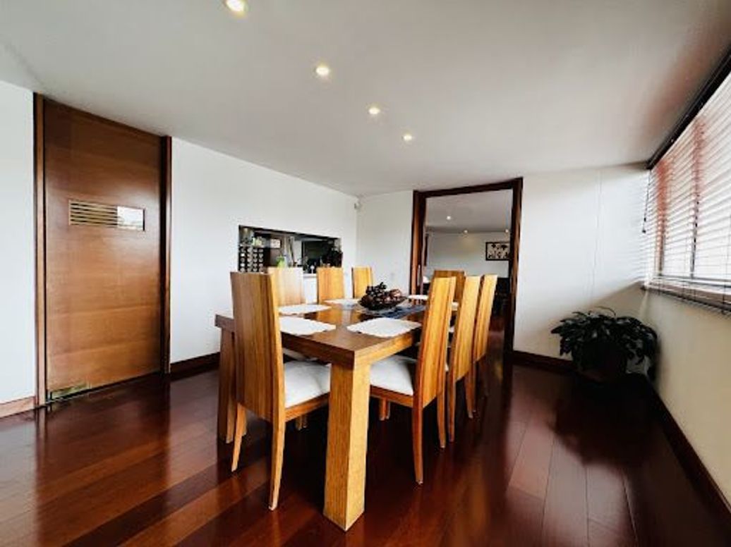 Casa de 4 alcobas en venta en Ciudad Salitre, Bogotá, 316 m² · foto 5 de 20