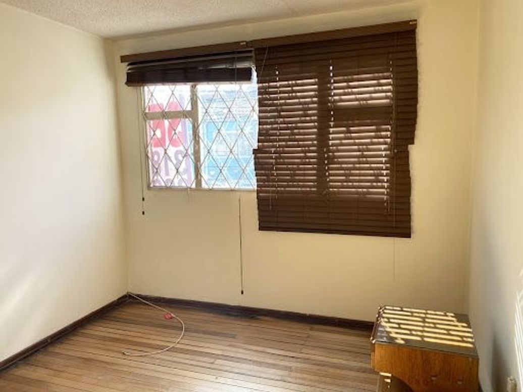 Casa de 5 alcobas en venta en Ciudad Kennedy Central, Bogotá, 114 m² · foto 2 de 20