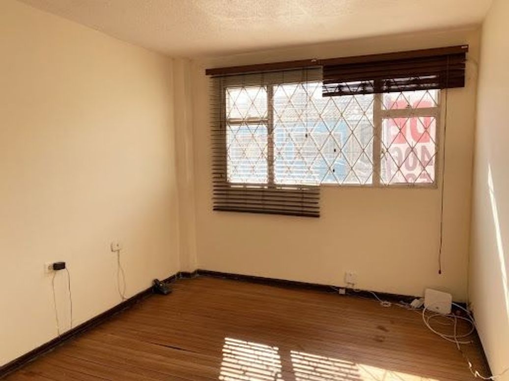 Casa de 5 alcobas en venta en Ciudad Kennedy Central, Bogotá, 114 m² · foto 4 de 20