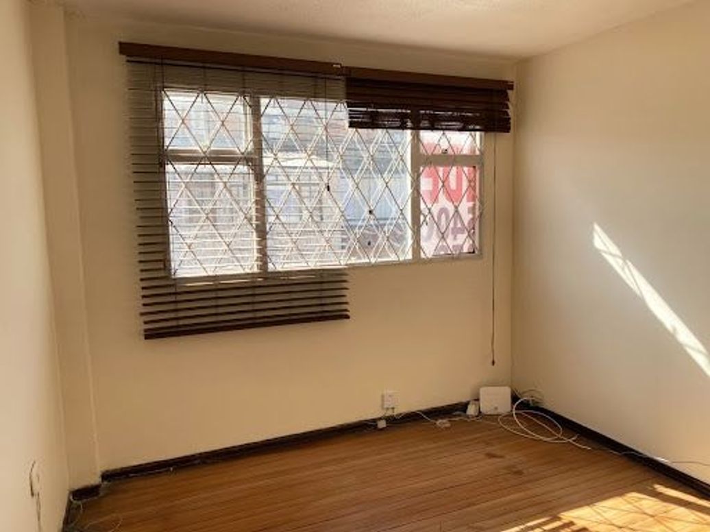 Casa de 5 alcobas en venta en Ciudad Kennedy Central, Bogotá, 114 m² · foto 5 de 20
