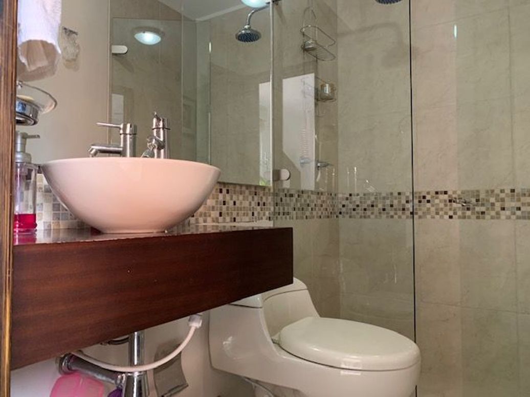 Apartamento de 3 alcobas en venta en Los Rosales - Edif Los Eucaliptus, Bogotá, 216 m² · foto 4 de 19
