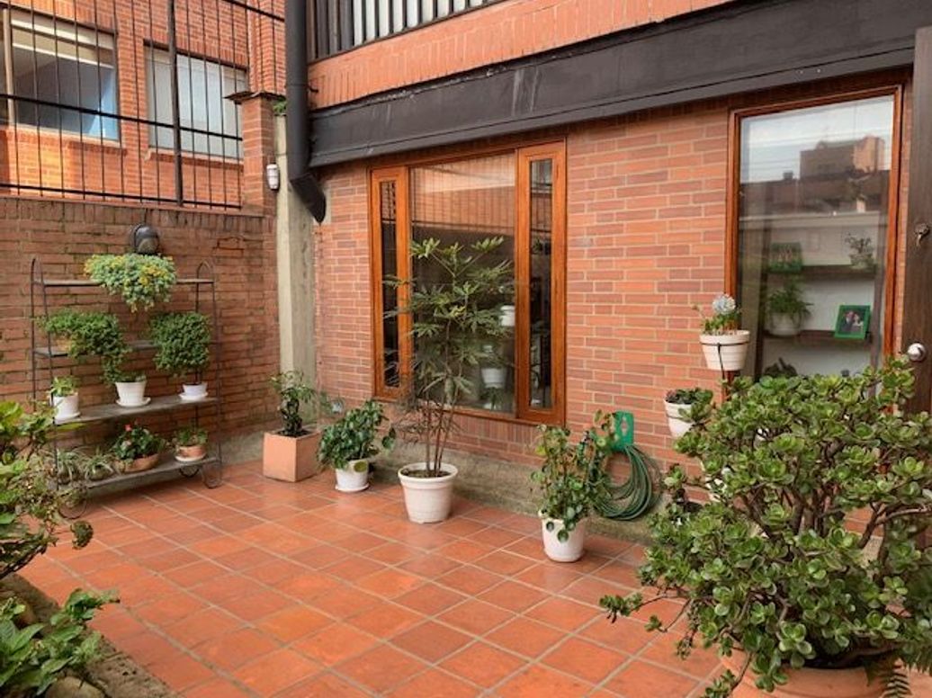 Apartamento de 3 alcobas en venta en Los Rosales - Edif Los Eucaliptus, Bogotá, 216 m² · foto 19 de 19