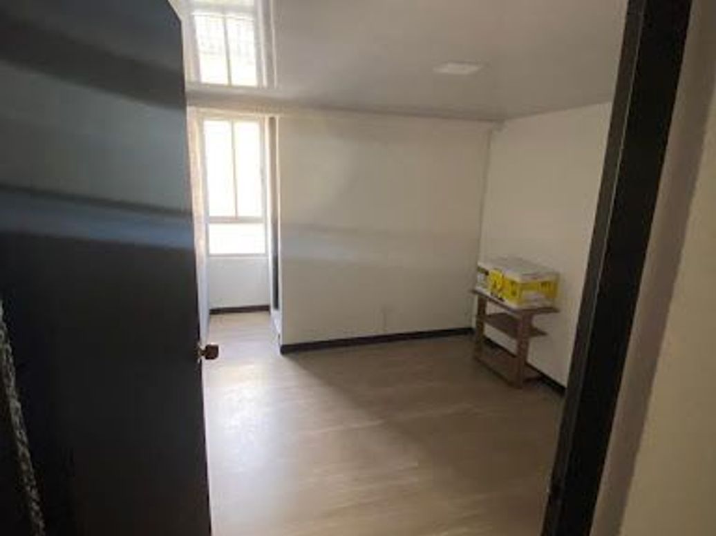 Casa de 4 alcobas en venta en Villas De Granada, Bogotá, 192 m² · foto 13 de 20