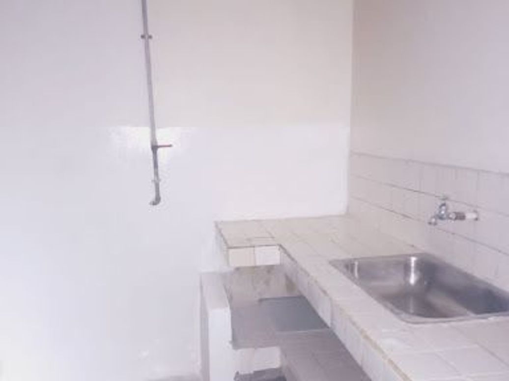 Casa de 9 alcobas en venta en Murillo Toro, Bogotá, 180 m² · foto 7 de 20