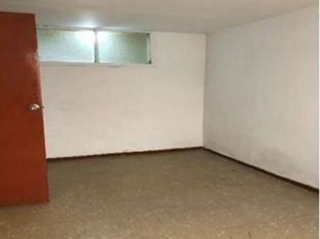 Casa de 7 alcobas en venta en La Soledad Norte, Bogotá, 229 m² · foto 9 de 14