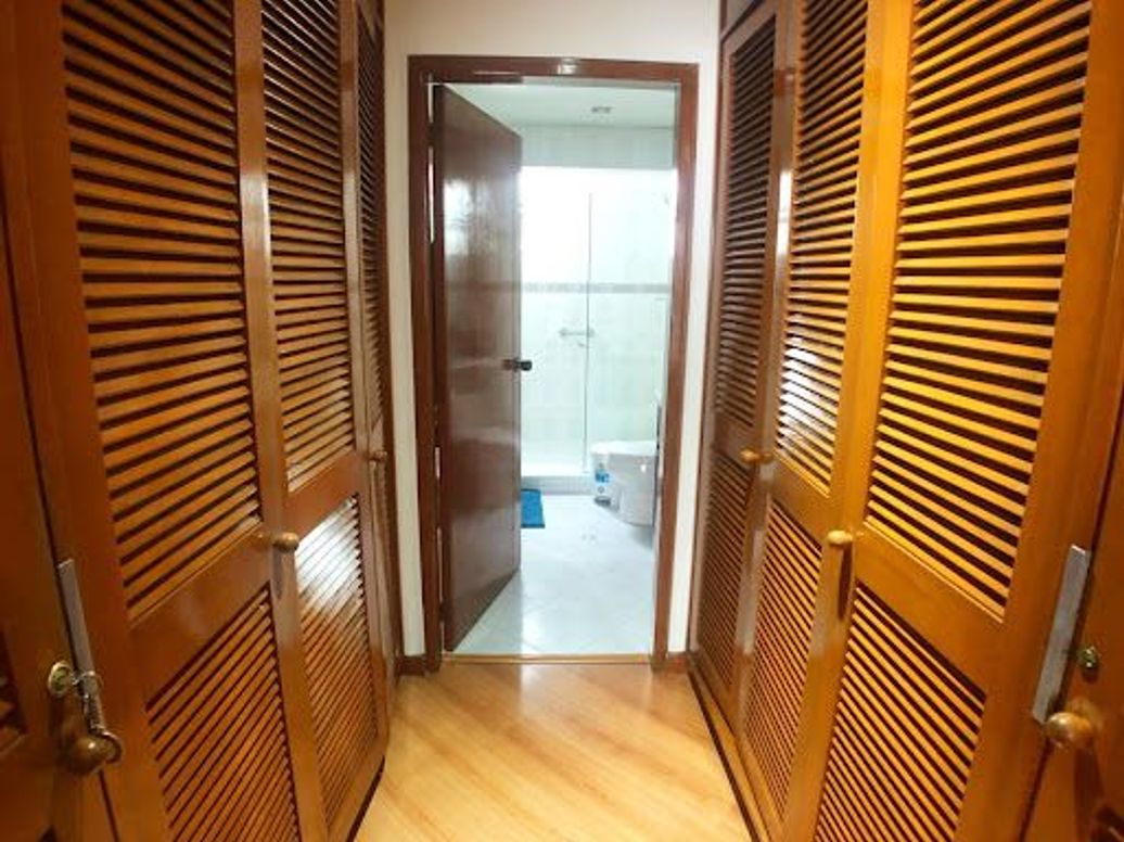 Apartamento de 3 alcobas en venta en Santa Barbara Central, Bogotá, 140 m² · foto 9 de 15