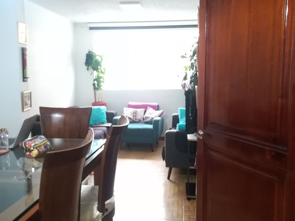 Casa de 8 alcobas en venta en San Fernando Occidental, Bogotá, 151 m² · foto 5 de 10