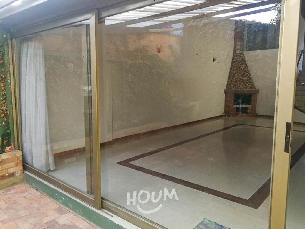Casa de 6 alcobas en venta en Los Andes, Bogotá, 300 m² · foto 5 de 20