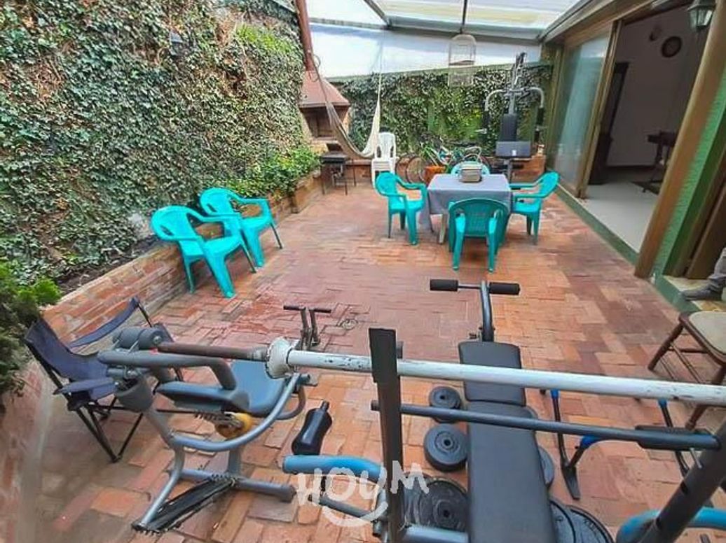 Casa de 6 alcobas en venta en Los Andes, Bogotá, 300 m² · foto 14 de 20