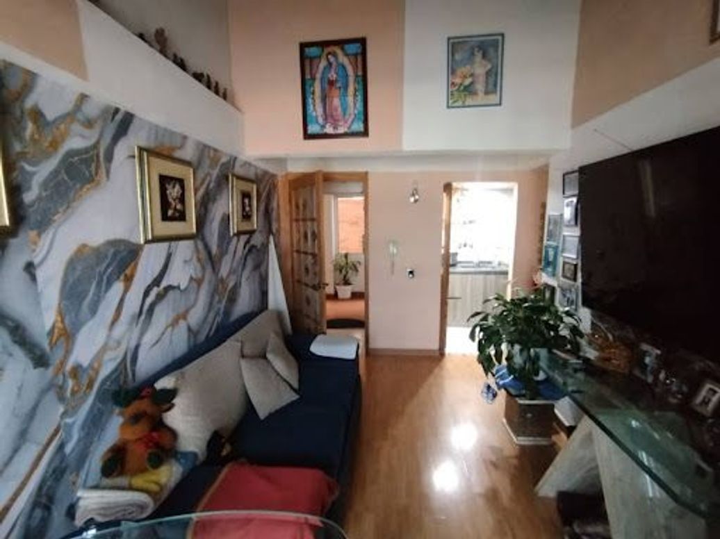 Apartamento de 3 alcobas en venta en Los Cerezos, Bogotá, 58 m² · foto 8 de 17