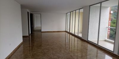 En el exclusivo sector del Vergel enclavado el  la mas exhuberante montaña disfrute de aire puro vistas sin igual y la mayor tranquilidad  Los ángeles del vergel para disfrutar hermoso apartamento