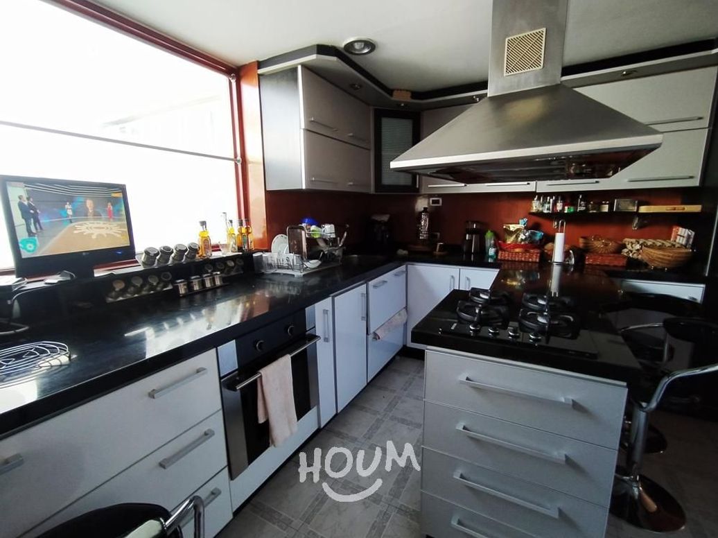 Apartamento de 3 alcobas en venta en Santa Barbara Central, Bogotá, 100 m² · foto 7 de 20