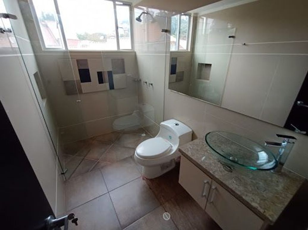 Apartamento de 4 alcobas en venta en Casa Blanca Torreladera, Bogotá, 350 m² · foto 2 de 20