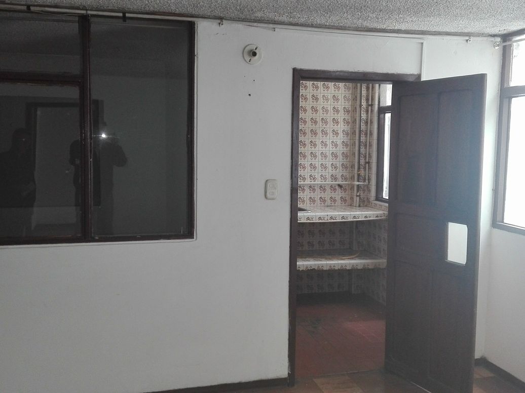 Casa de 6 alcobas en venta en San Antonio De Padua, Bogotá, 340 m² · foto 14 de 17