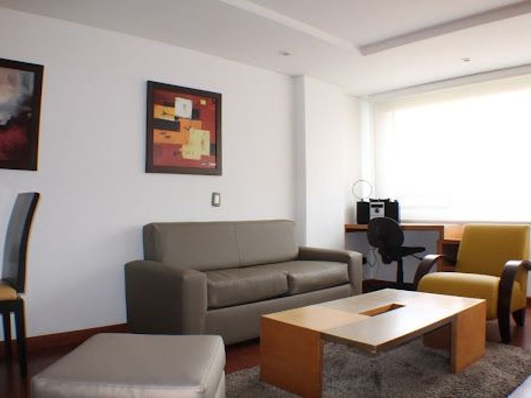 Apartamento de 1 alcoba en venta en Santa Barbara Alta, Bogotá, 54 m² · foto 3 de 17