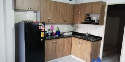 Se vende tres (3) aptos, como cuerpo cierto. Códigos (57512 / 57513 / 57514) Vende Integridad, inmobiliaria experta en administración y arrendamientos de apartamentos, casas, locales, bodegas y oficinas, Medellín y toda el área Metropolitana.