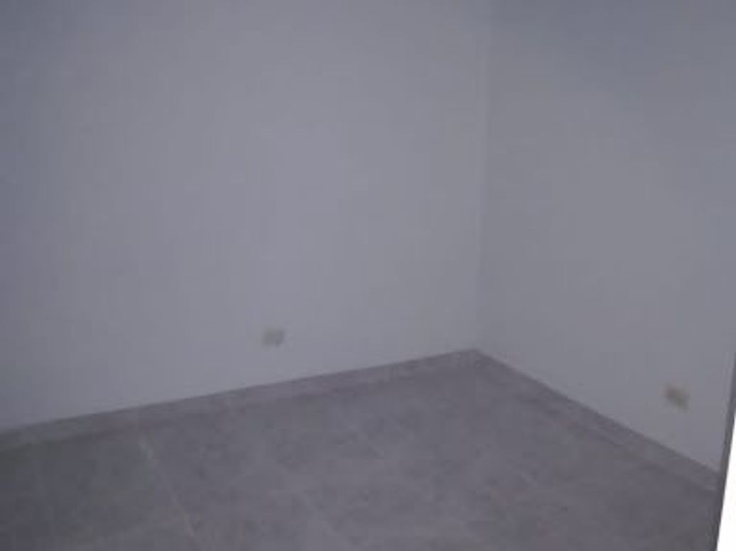 Casa de 9 alcobas en venta en Flandes, Bogotá, 264 m² · foto 9 de 20