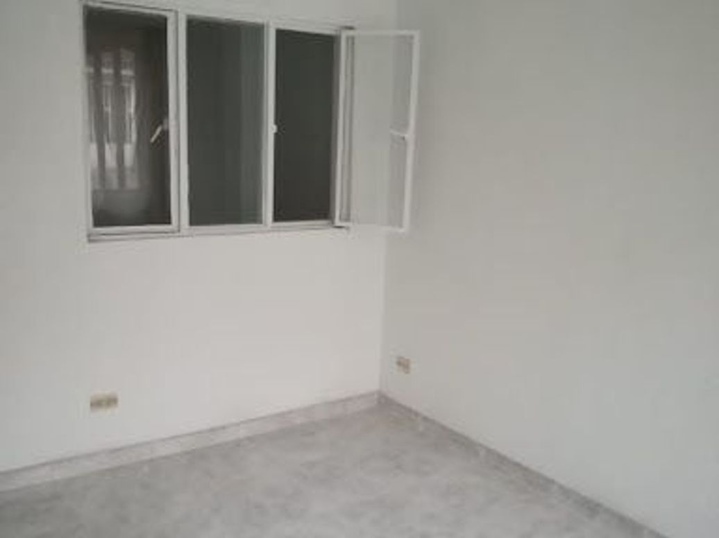 Casa de 9 alcobas en venta en Flandes, Bogotá, 264 m² · foto 8 de 20