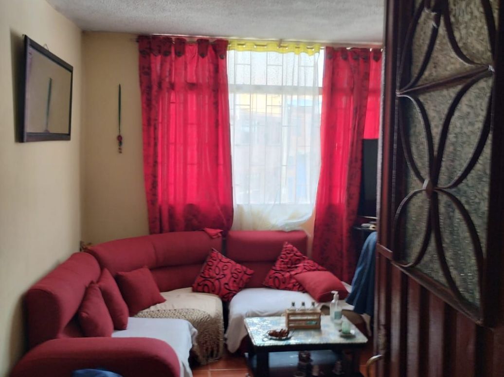 Casa de 10 alcobas en venta en Alqueria La Fragua, Bogotá, 210 m² · foto 6 de 8