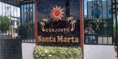 
Venta Lote en exclusivo condominio Santa Martha Flandes Tolima con area de 72 m² cuenta con amplias zonas comunes , piscina, zona de juegos, vigilancia , y zonas verdes.¡¡ No pierdas esta gran oferta!!

