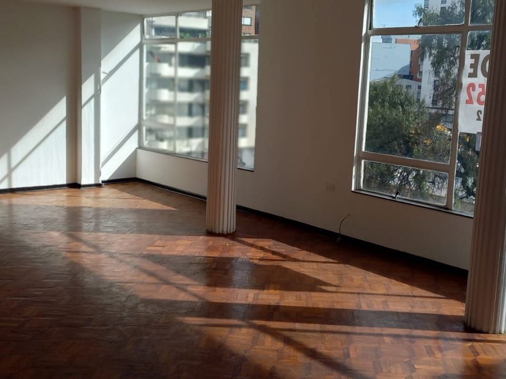 Apartamento de 2 alcobas en venta en La Salle, Bogotá, 127 m² · foto 6 de 19
