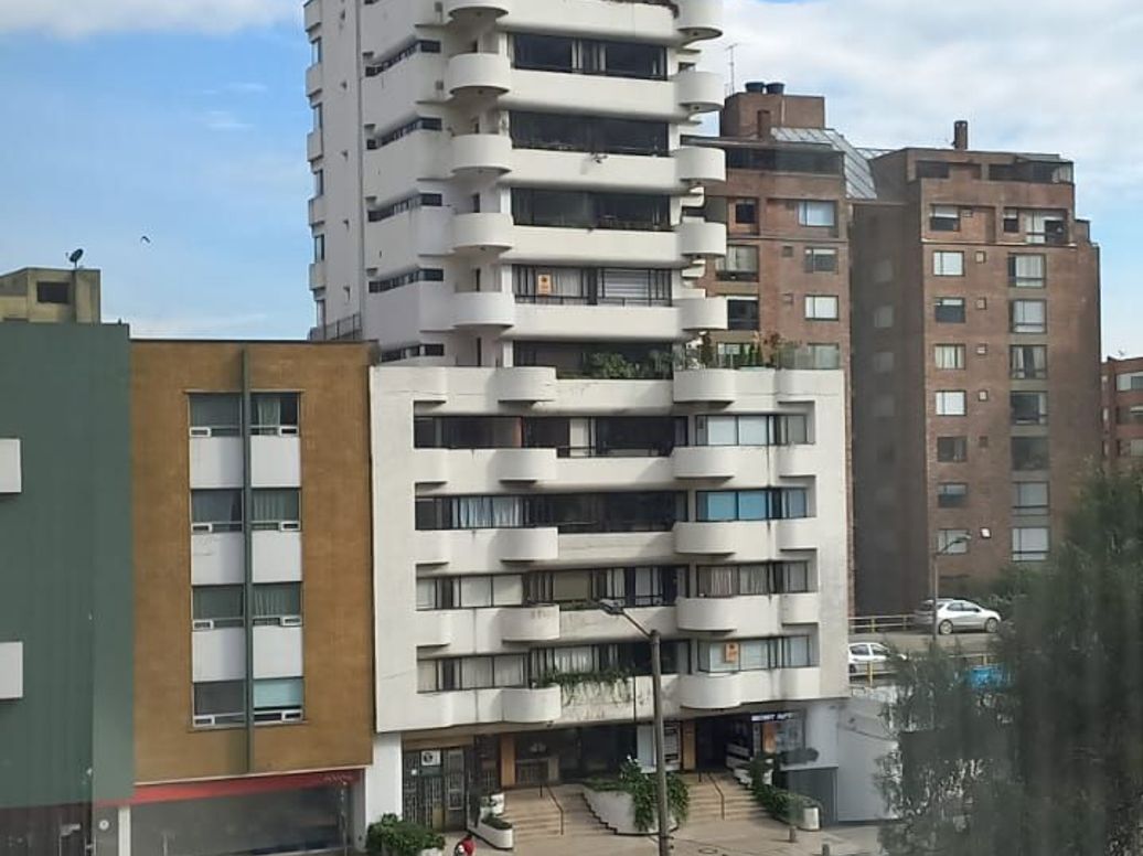 Apartamento de 2 alcobas en venta en La Salle, Bogotá, 127 m² · foto 17 de 19