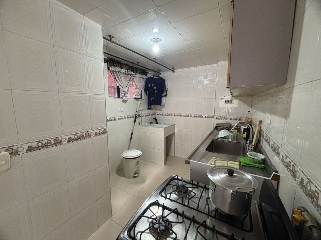 Apartamento de 2 alcobas en venta en Tierrabuena Reservado 1 Y 2, Bogotá, 42 m² · foto 3 de 15