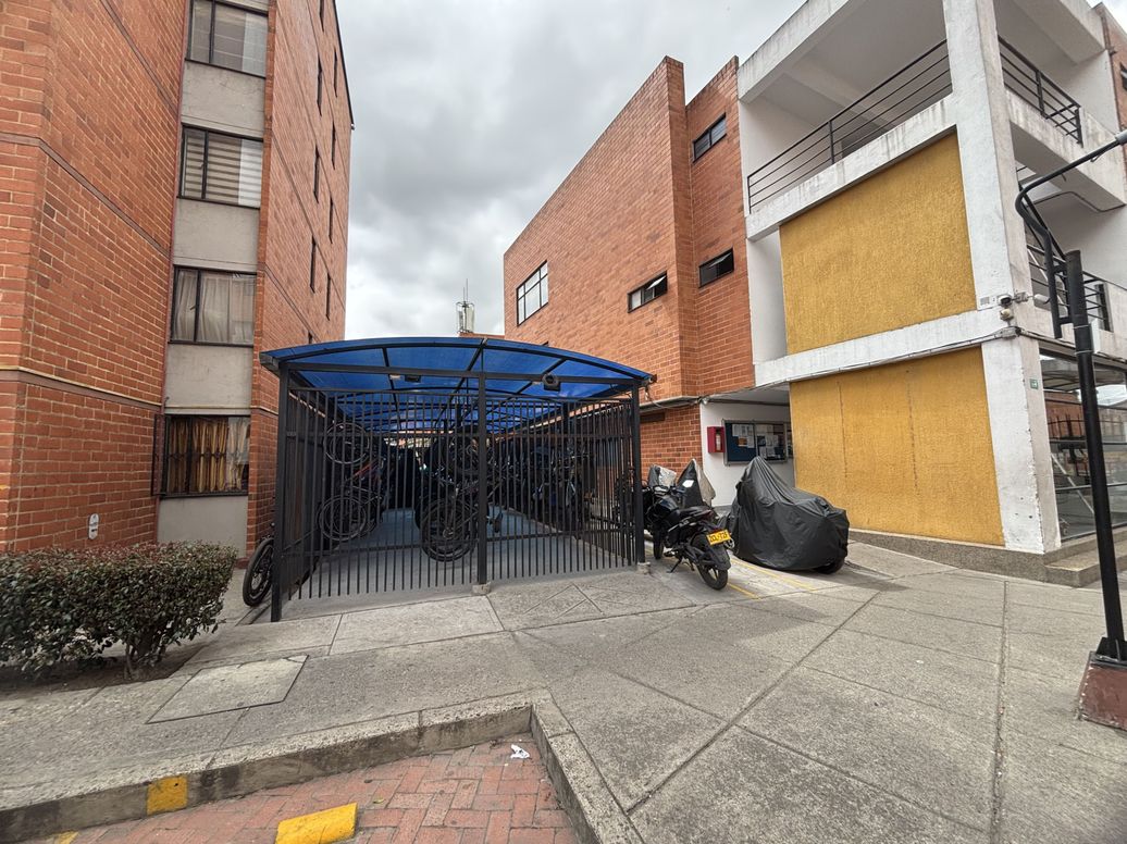 Apartamento de 2 alcobas en venta en Tierrabuena Reservado 1 Y 2, Bogotá, 42 m² · foto 10 de 15