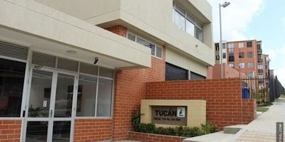 Apartamento
Habitaciones: 2
Baños: 2
Cocina integral
zona de labores
sala comedor
pequeño estudio
parqueadero comunal
