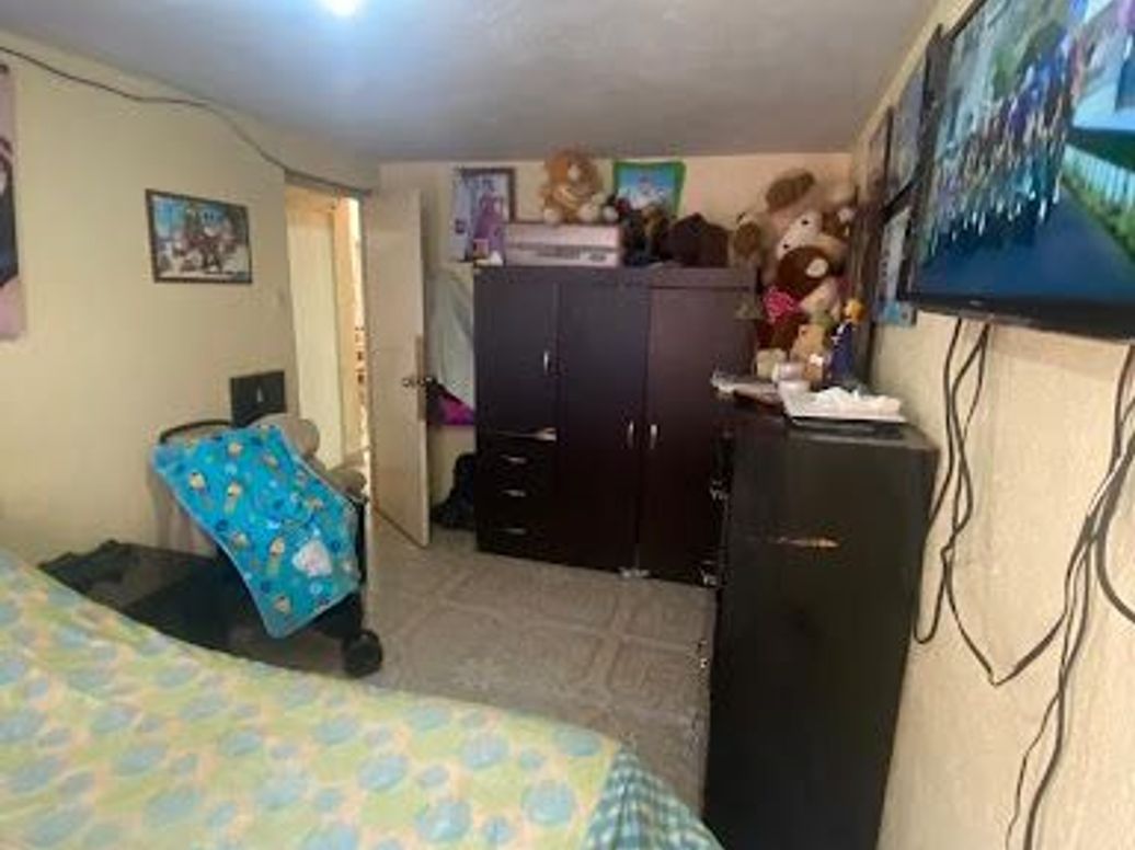 Casa de 7 alcobas en venta en Vereda Suba Rincón, Bogotá, 216 m² · foto 11 de 19