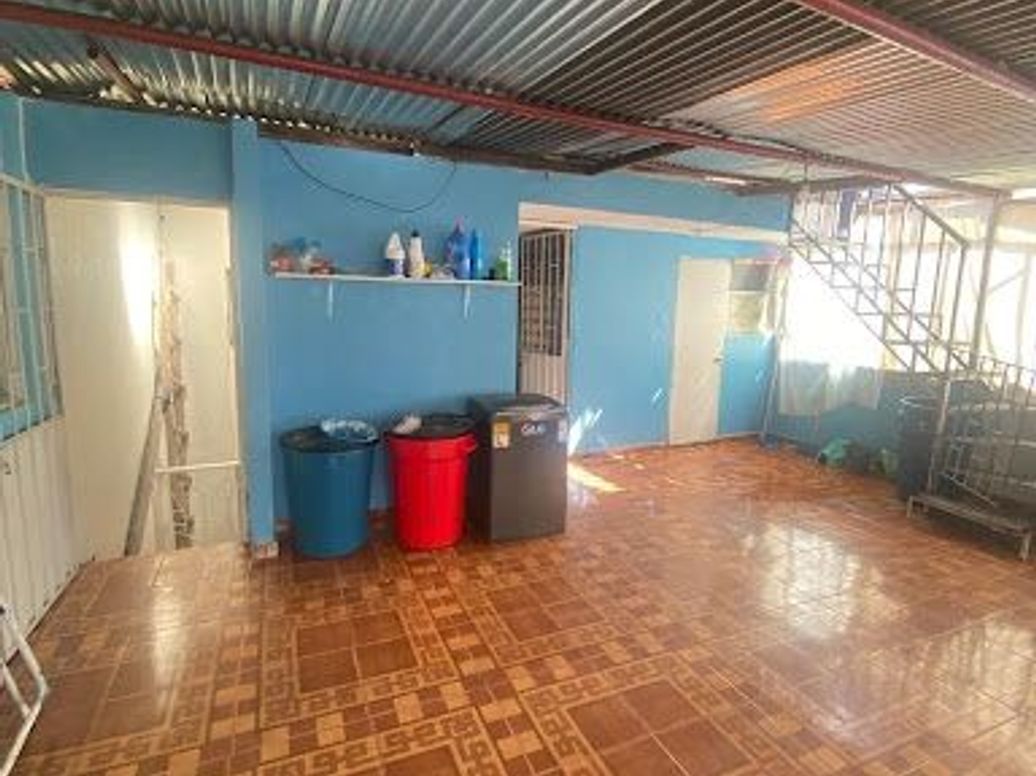 Casa de 7 alcobas en venta en Vereda Suba Rincón, Bogotá, 216 m² · foto 16 de 19