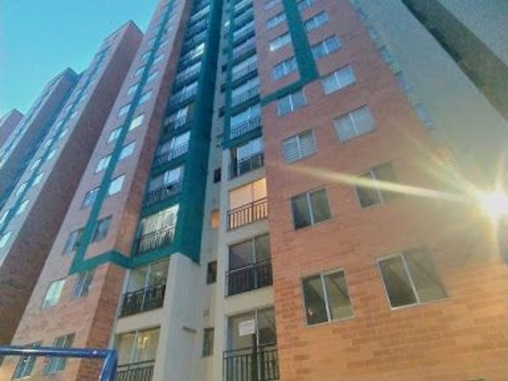 Apartamento de 3 alcobas en venta en Conejera, Bogotá, 46 m² · foto 2 de 15
