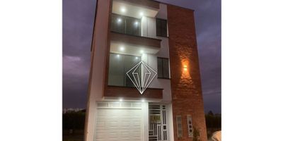 Apartamentos en venta en La Unio Antioquia, excelente oprtunidad de inversión, son apartamentos desde 62m, de dos o tres habitaciones. Cerca a diferentes puntos de servicios, alto indice de valorización. Excelente oportunidad de inversión.

Grupo Vabait S.A.S
