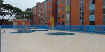 Excelente apartamento para estrenar en conjunto cerrado Habitat los Ocobos, Primer piso, con excelentes acabados, área, ubicación, iluminación y ventilación.

Consta de sala-comedor, cocina integral, dos baños, dos alcobas con closet. El apartamento está completamente nuevo.

El conjunto cuenta con excelentes áreas comunes, piscina, salon de eventos, parque infantil, vigilancia privada y parqueadero comunal.

Disponibles: 101,102,103,104,105 y 106 de la Torre 6 y apto 101, 102, 103,104, 105 y 106 de la Terre 5.