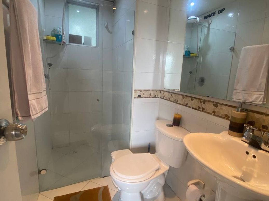 Apartamento de 3 alcobas en venta en Santa Cecilia, Bogotá, 70 m² · foto 7 de 9