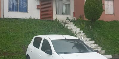 Apartamento en Venta - Ubicado en Urbanización Salamanca, Consta de  Sala-Comedor; Dos Alcobas Sin Puertas, Sin Closet; Cocina Con Un Gabinete Superior Pequeño, Enchapado Incompleto, Sin Gabinete Inferior; Zona de Ropas; Un Baño.

Para más información comunicarse al WhatsApp 3117222424