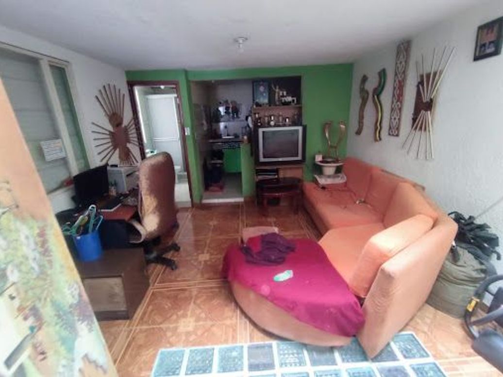 Casa de 14 alcobas en venta en Fontibón, Bogotá, 320 m² · foto 9 de 20