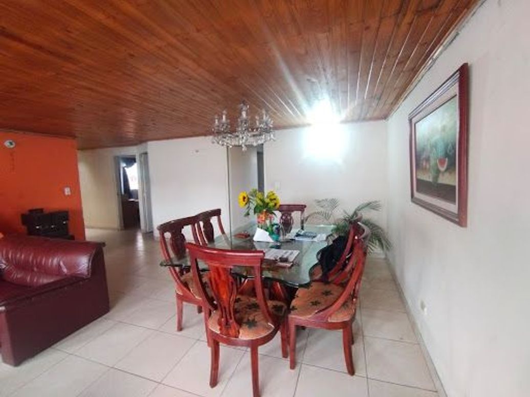 Apartamento de 4 alcobas en venta en Alqueria, Bogotá, 101 m² · foto 18 de 18