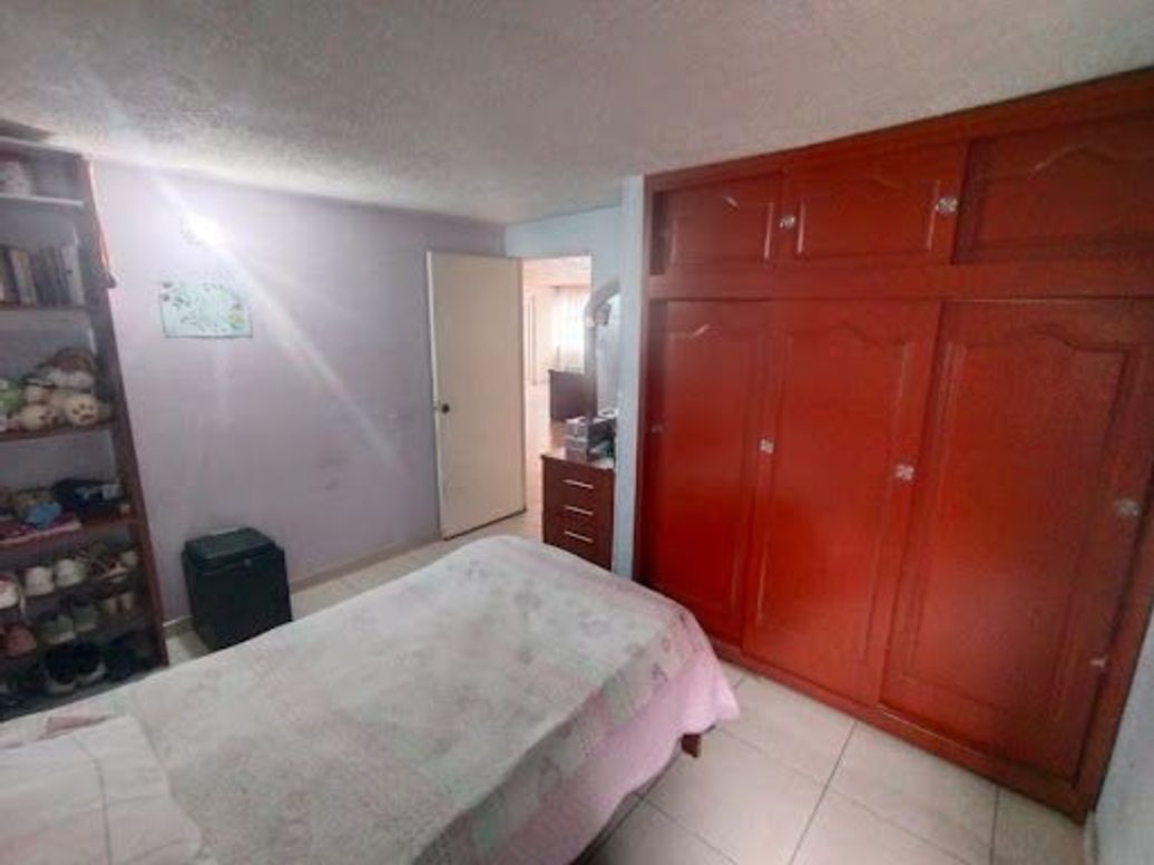 Apartamento de 4 alcobas en venta en Alqueria, Bogotá, 101 m² · foto 6 de 18