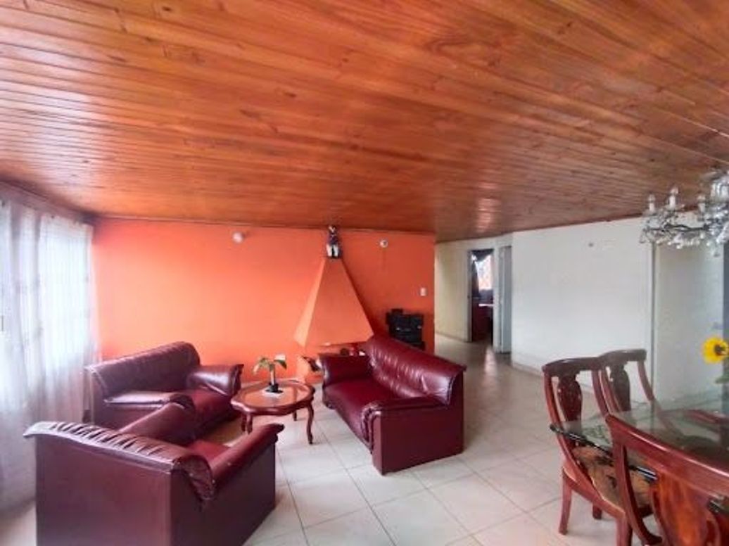 Apartamento de 4 alcobas en venta en Alqueria, Bogotá, 101 m² · foto 2 de 18