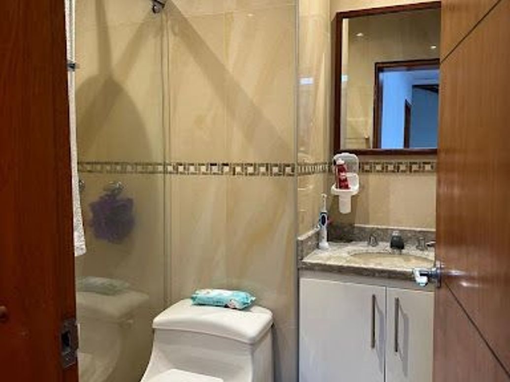 Casa de 3 alcobas en venta en El Contador, Bogotá, 300 m² · foto 12 de 18