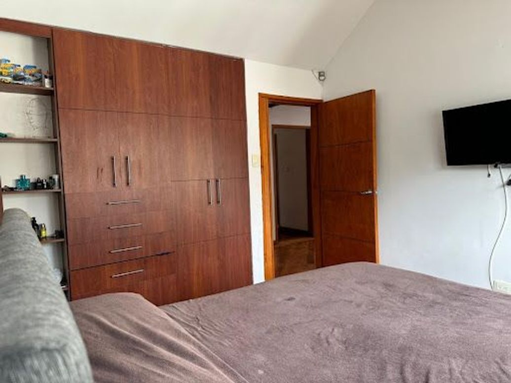 Casa de 3 alcobas en venta en El Contador, Bogotá, 300 m² · foto 16 de 18