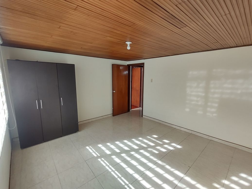 Apartamento de 4 alcobas en venta en Normandia Occidental, Bogotá, 260 m² · foto 6 de 19