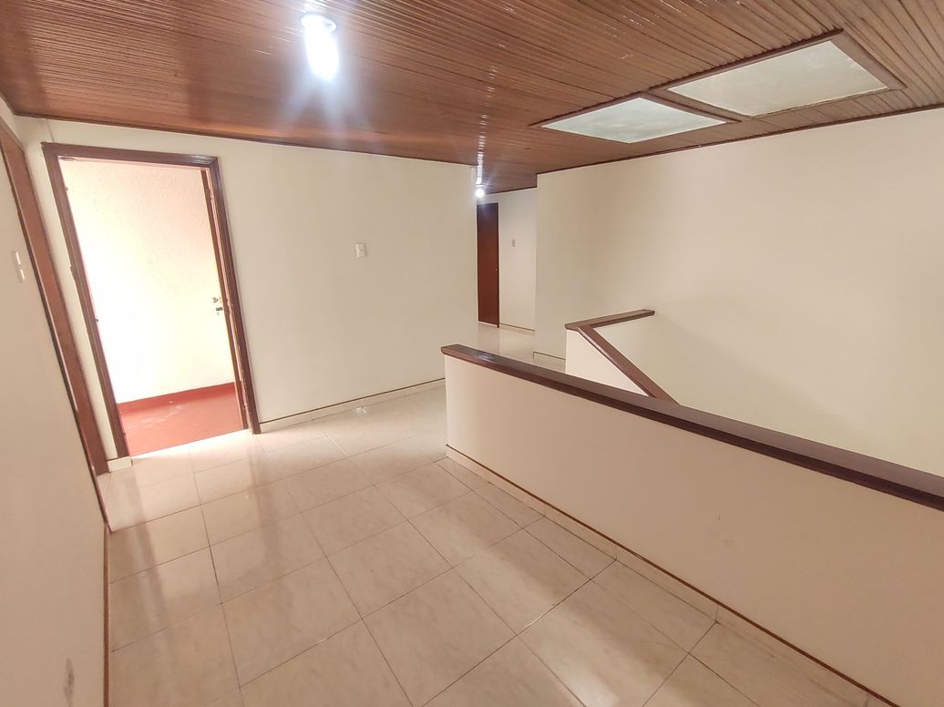 Apartamento de 4 alcobas en venta en Normandia Occidental, Bogotá, 260 m² · foto 9 de 19