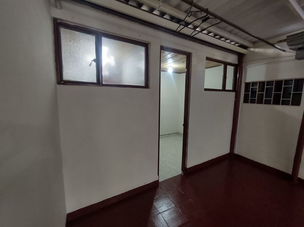 Apartamento de 4 alcobas en venta en Normandia Occidental, Bogotá, 260 m² · foto 13 de 19